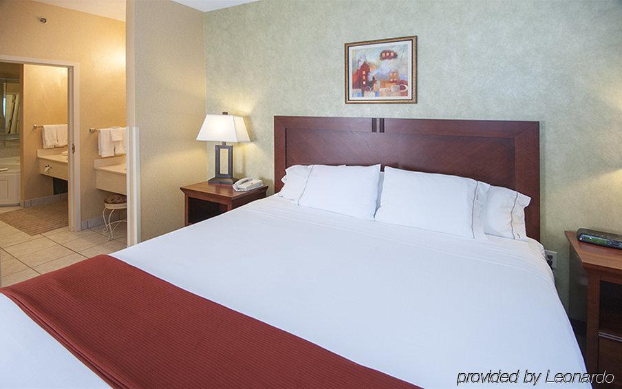 Holiday Inn Express Hotel & Suites Youngstown North-Warren/Niles By Ihg Rum bild