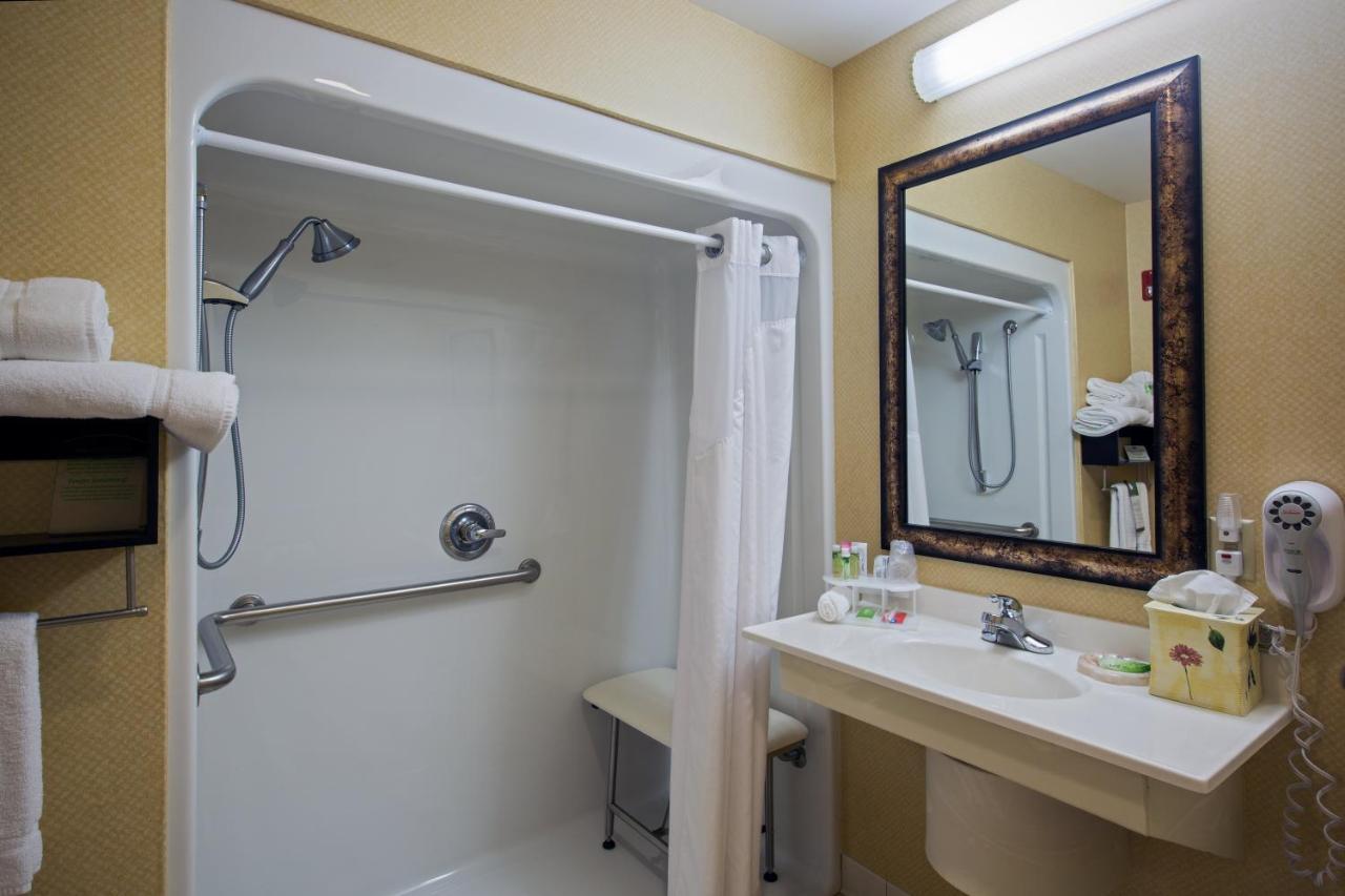 Holiday Inn Express Hotel & Suites Youngstown North-Warren/Niles By Ihg Exteriör bild
